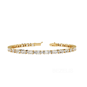 Bracelet tennis maître exquis en diamants de laboratoire de qualité supérieure, avec émeraudes et pierres taillées rondes, au design à pierres alternées, poids total en carats sélectionné - Product Image 1