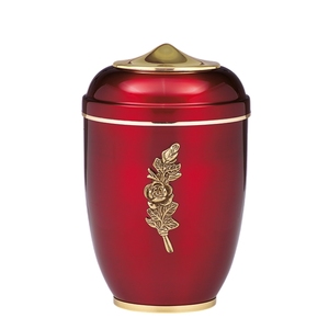 Urne funéraire élégante en laiton texturé noir et or pour cendres humaines, avec croix chrétienne sur le dessus et poignées latérales. - Product Image 4