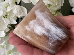 Couvre-verre en corne naturelle écologique |   Impression typographique artisanale de style viking pour usage quotidien, disponible en usine - Product Image 3