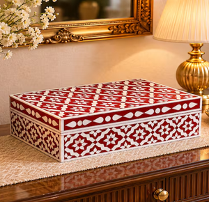 Boîte décorative artisanale en os incrusté, motif floral, avec couvercle, pour console d'entrée ou accent décoratif - Product Image 1
