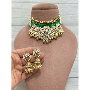 Magnífico Juego de Joyería Rajwadi de Alta Calidad Inspirado en Sabyasachi, Hecho a Mano, Chapado en Oro, con Incrustaciones de Kundan, Perlas de Imitación y Polki, Ideal para Fiestas - Product Image 1