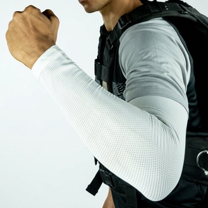 Mangas Protectoras para Hombre, Blancas, de Poliéster, UPF50+, Manga Larga, Color Sólido, Protección Deportiva - Product Image 2