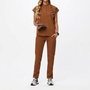 Custom Medical <b>Scrubs</b> <b>Set</b> Nurse Uniform Breathable Comfortable Hospital Workwear OEM OEM Service Medical <b>Scrubs</b> <b>Set</b> - Product Image 3