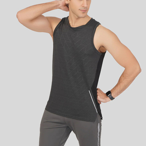 เสื้อกล้ามคอกลมผ้าคอตตอน 100% หนัก 240 กรัม ดีไซน์ใหม่ปี 2026 ขายดีสำหรับผู้ชาย ทรงเข้ารูป แต่งขอบยางยืด 2x1 สไตล์ไฮสตรีท - Product Image 6