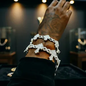 Pulsera de Oro Blanco con Cadena y Cruz con Diamantes de Moissanita Micro Pavé para Hombre, Estilo Hiphop Único, Joyería para Uso Diario - Product Image 1
