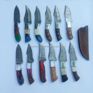 Cuchillo de hoja fija para exteriores de acero de Damasco con mango de madera y Funda de cuero para caza y Camping OEM personalizable - Product Image 2