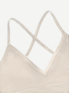 เสื้อชั้นในกีฬาสำหรับผู้หญิงแบบเรียบง่าย รองรับแรงกระแทกสูง ระบายอากาศได้ดี ผลิตจากผ้าสแปนเด็กซ์/ไนลอน ปรับแต่งโลโก้ด้านหน้าได้ ใส่สบาย เหมาะสำหรับการออกกำลังกาย - Product Image 4