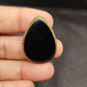 Pendentifs en Onyx Noir Faits à la Main pour la Fabrication de Bijoux, Pierre 100% Naturelle, Onyx Noir, Pierres Précieuses en Vrac - Product Image 1