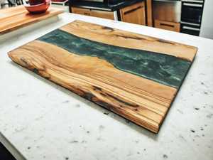 Planche à fromage moderne en bois et résine avec poignée, compatible lave-vaisselle, pour servir et couper, idéale pour la cuisine, les restaurants, les hôtels et les cafés - Product Image 2