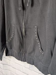 Sudadera con capucha y cremallera, con logotipo personalizado, de peso pesado, extragrande, con efecto desgastado por el sol y lavado ácido, con remaches, estilo punk urbano - Product Image 3