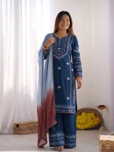 Ensemble Kurti, pantalon et dupatta élégant et entièrement cousu |   Vêtements ethniques brodés en rayonne et coton pour la collection festive et de fête - Product Image 4