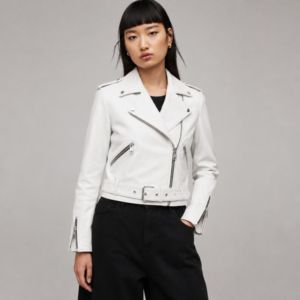 Veste de motard en similicuir blanc pour femme – Veste moto ajustée avec ceinture - Product Image 4