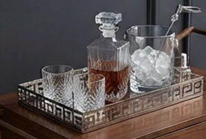 Premium <b>Square</b> <b>Mirrored</b> Serving Tray With Geometric Pattern Polished Metal Finish Elegant Design For Residential Use - Product Image 2