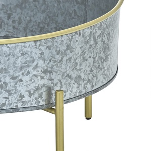 Pots de fleurs ronds modernes de conception industrielle avec support doré intérieur/extérieur pour la maison et le jardin - Product Image 4