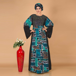 ชุดคาฟตันผ้าเรยอนพร้อมปักลายละเอียดที่ช่วงคอเสื้อ ดีไซน์ลายศิลปะ แขนเสื้อทรงบาน และความยาวคลุมเท้าที่พลิ้วไหว - Product Image 1