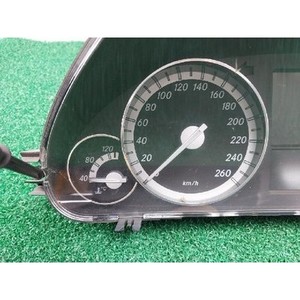 ชุดหน้าปัดเรือนไมล์มือสองสำหรับรถยนต์ C-class รุ่น A2035403948 - Product Image 3