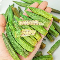 Vezelrijke knapperige gedroogde okrachips VF gedroogd fruit zonder conserveermiddelen vacuüm gefrituurd schuldvrij gezonde snacks