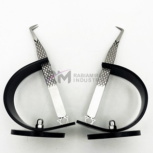 Pinzas Profesionales RMI para Extensión de Pestañas con Punta Plateada y Agarre de Diamante, con 1 Soporte para Pinzas de Color Negro - Product Image 2