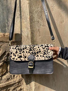 กระเป๋าสะพายไหล่หนังขนสัตว์พิมพ์ลายสัตว์สไตล์ตะวันตกใหม่คุณภาพสูงแฟชั่นหนังขนสัตว์หนังแท้คุณภาพสูงสายสะพายข้าง - Product Image 2