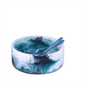 Bols en résine écologiques pour le service et la décoration, faits à la main, uniques, fabriqués en Inde - Product Image 3