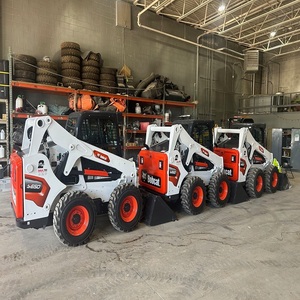 Cargadora compacta Bobcat S650 en venta con cabina cerrada, calefacción y aire acondicionado - Product Image 4