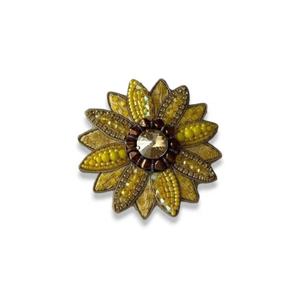 Broche fleur avec cristal et perle broderie à la main et fil de lingot perlé broche de mode - Product Image 1