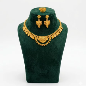 Naykk Creations – Parure de bijoux 4 pièces en laiton plaqué or 24 carats faite à la main pour femme – Haute qualité – Idéale pour fiançailles, anniversaire, mariage - Product Image 1