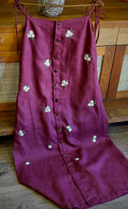Robe midi boutonnée en lin rouge brodée de fleurs, élégante, sans manches, robe d'été décontractée pour femmes - Product Image 2