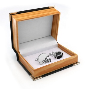 กระดุมข้อมือรูปหมวกฟุตบอลสำหรับผู้ชาย,กระดุมข้อมือส่วนบุคคลสำหรับเป็นของขวัญให้เพื่อน - Product Image 4