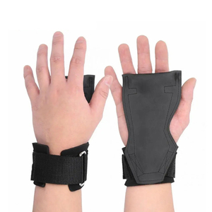 Poignées de musculation en cuir confortables et légères unisexes à 3 trous pour la gymnastique et les sports de fitness - Product Image 1