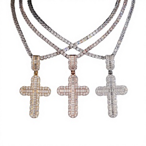 Collier pendentif tendance personnalisé Hip Hop en argent 925 plaqué rhodium avec croix de Jésus en moissanite, idéal pour les fêtes religieuses chrétiennes - Product Image 6