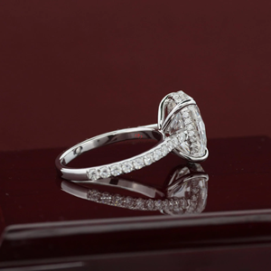 Anillo de compromiso de diamante ovalado de 8 quilates con el mejor diseño, oro macizo de 18 quilates, engaste de puntas, banda pavé, joyería fina clásica para mujer - Product Image 3