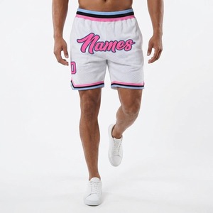 Shorts de basketball personnalisés pour hommes, blanc et rose, en mesh, taille élastique, avec impression de noms par sublimation, respirants, vêtements de sport pour toutes les saisons - Product Image 5
