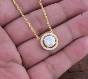 Collier pendentif rond plaqué or avec zircon CZ, ras-de-cou délicat et étincelant en cristal pour femme, bijoux de mariage en gros - Product Image 3