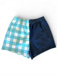 Shorts de football sublimés de qualité supérieure, coupe ajustée, motif à carreaux imprimé, shorts de football pour enfants et femmes - Product Image 2