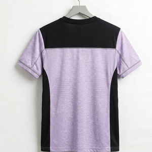 T-shirt de sport léger et respirant pour hommes actifs, idéal pour la gym, la course à pied, le fitness et les activités de plein air au quotidien. - Product Image 2