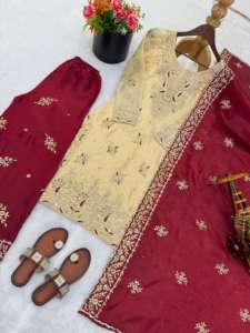 Presentamos la Nueva Colección de Diseñador: Conjunto Moderno para Fiesta con Bordado Pesado y Lentejuelas, Top, Pantalón y Dupatta, Completamente Cosido - Product Image 4