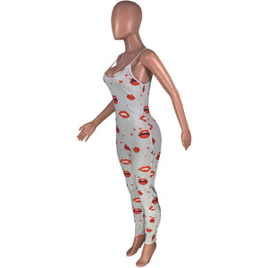 Mono estampado de labios para mujer, con tirantes finos, cintura alta, ajuste ceñido, largo completo, transpirable y elástico, ideal para primavera, verano y discoteca. - Product Image 2