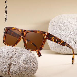 High Quality Custom Logo Retro Fashion Tr90 <b>Sunglasses</b> Luxury UV400 <b>Square</b> Eyewear Fashion Glasses for Women 2025 - Product Image 1