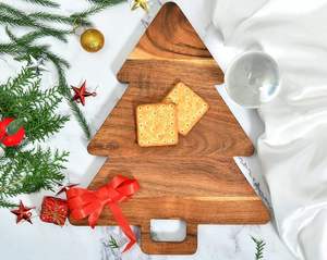 Planche à découper en bois de Noël, plateau à fruits, plat de service polyvalent pour desserts, bonbons, pain et légumes pour la cuisine et la salle à manger - Product Image 2