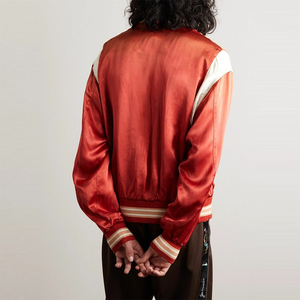 Blouson aviateur unisexe en satin rouge, coupe classique, fermeture éclair, vêtement décontracté pour l'automne, en polyester satiné avec poche latérale - Product Image 3