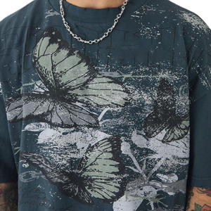 เสื้อยืดผู้ชายผ้าฝ้ายพิมพ์ลายผีเสื้อทรงหลวมพร้อมลายศิลปะเต็มด้านหน้า แขนสั้น ผลิตเสื้อผ้าแบบ OEM สำหรับแบรนด์ส่วนตัว - Product Image 3