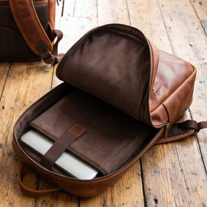 Mochila de Cuero Genuino con Compartimento para Portátil, Cierre de Cremallera, Resistente al Agua, Estilo Minimalista, para Todas las Temporadas - Product Image 1