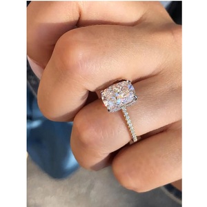 Anillo de Diamantes de Excelente Calidad para Mujer, Joyería Adecuada para Propuesta de Matrimonio, Fiesta, Uso Diario Informal, Disponible en Cantidad al por Mayor - Product Image 1