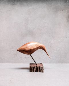Figurine d'oiseau kiwi en bois pour la décoration intérieure, présentoir rustique pour étagère et accent artistique pour table - Product Image 5