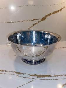 Bol de service alimentaire en acier inoxydable poli de qualité supérieure, écologique, pour célébrations spéciales, avec motif décoratif et brillance royale - Product Image 3