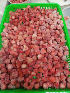 Fresas Congeladas Premium IQF, Frutos Enteros Envasados al Vacío, Proveedor OEM de Vietnam - Product Image 6