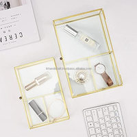 Boîte rectangulaire dorée écologique personnalisée, 3 compartiments, cadre en laiton artisanal, laque haute brillance, sur mesure
