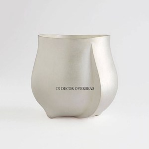 Vase à plantes en métal de qualité supérieure, fait main, avec bord doré et trois pieds, style Wabi Sabi, décoration moderne pour fleurs ou plantes vertes - Product Image 4