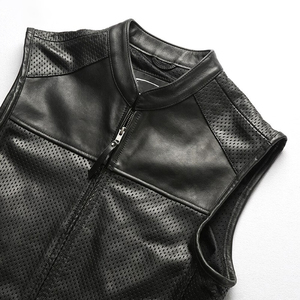 Chaleco de Cuero Perforado Premium para Hombre - Chaleco de Motociclista Transpirable con Cuello Alto - Product Image 1
